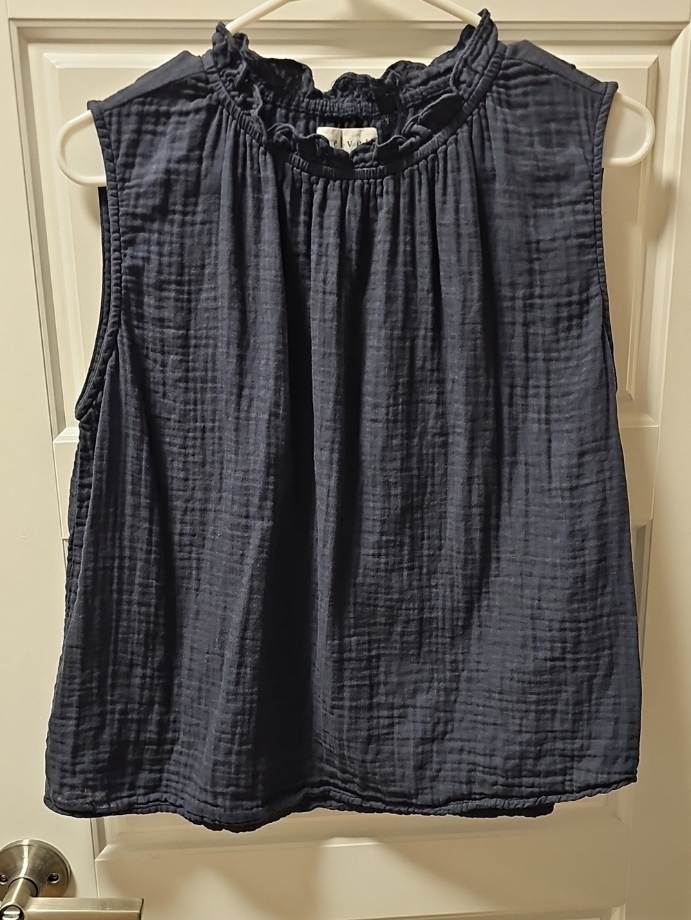Velvet by Graham & Spencer Cotton Gauze Top Fits Small to Medium